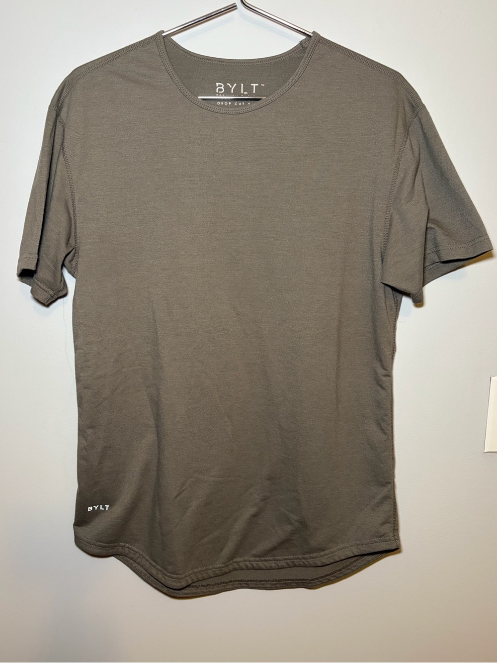 Men's BYLT Olive Crew Neck T-Shirt | Size M